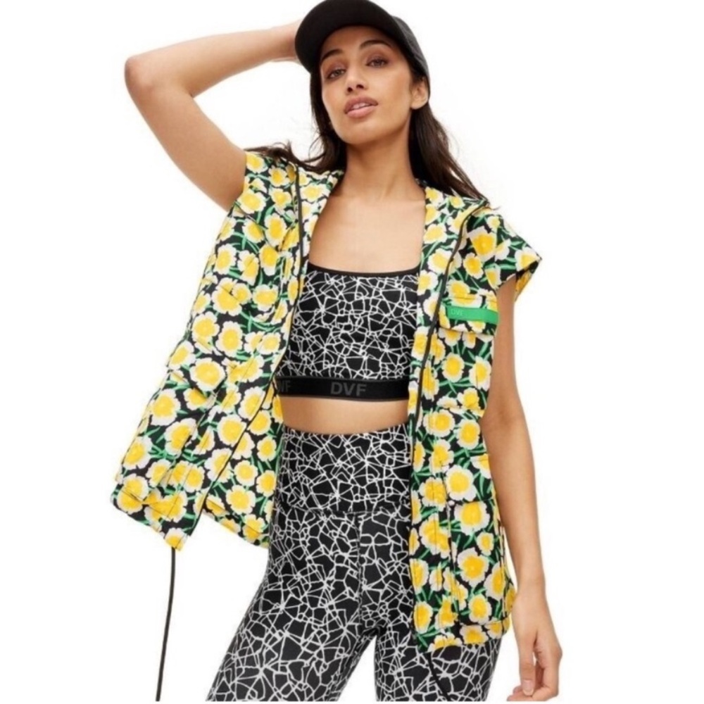 Diane Von Furstenburg DVF X Target Packable Nylon Yellow Hooded Vest